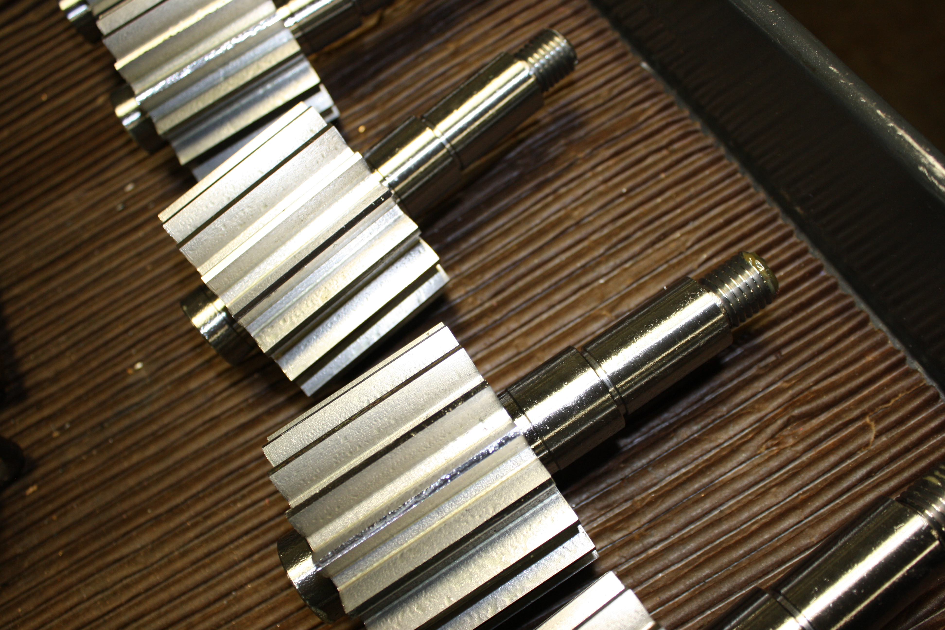 Custom Shaft & Gear Cutting